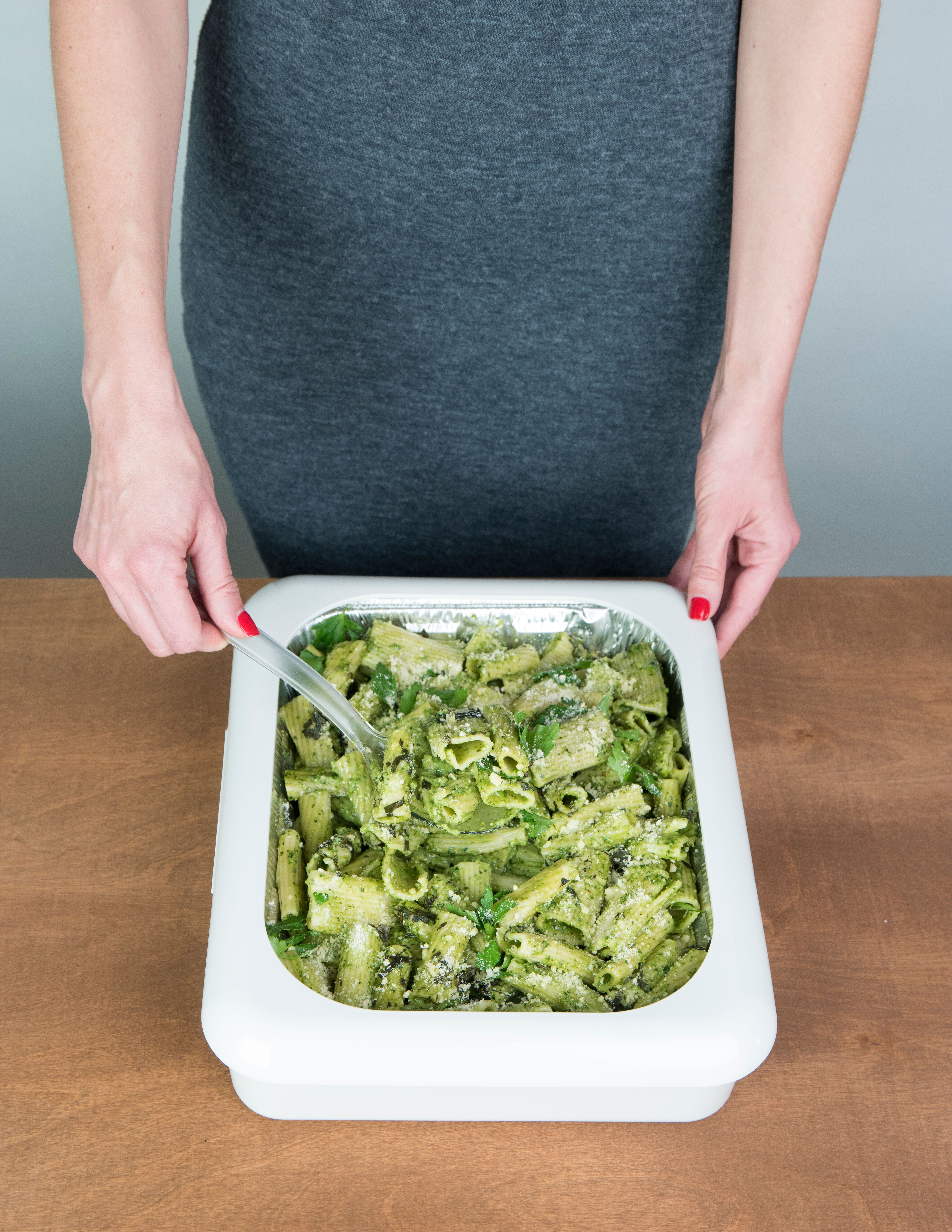 Fancy Panz - Dress up your foil pan, includes foil pan. BPA-free. Perfect for potlucks, tailgating, parties, and holidays, Fits a 13x9x2 foil pan, White