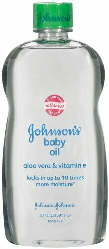 JOHNSON'S Aloe Vera & Vitamin E Baby Oil 20 oz (Pack of 2)
