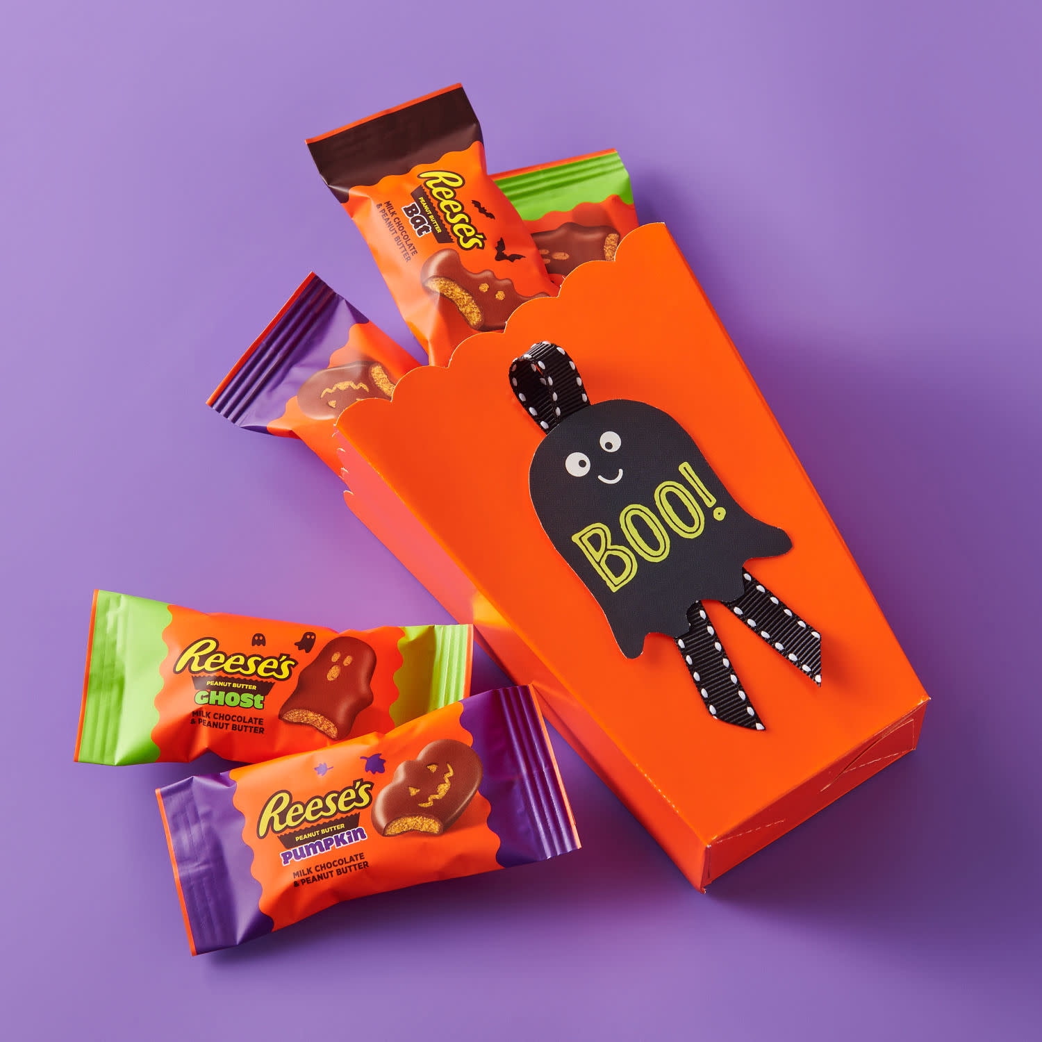 (2 pack) REESE'S Assorted Milk Chocolate Snack Size Peanut Butter Shapes, Halloween Candy Jumbo Bag, 14.4 oz