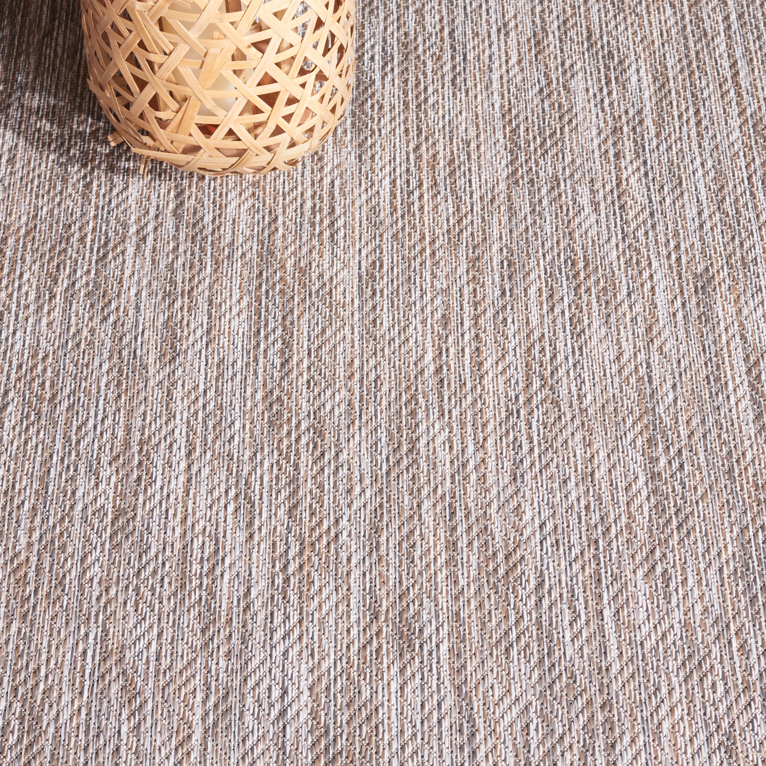 Safavieh Courtyard Mitre Geometric Indoor/Outdoor Area Rug, Ivory/Beige Gray, 5'3" x 7'7"