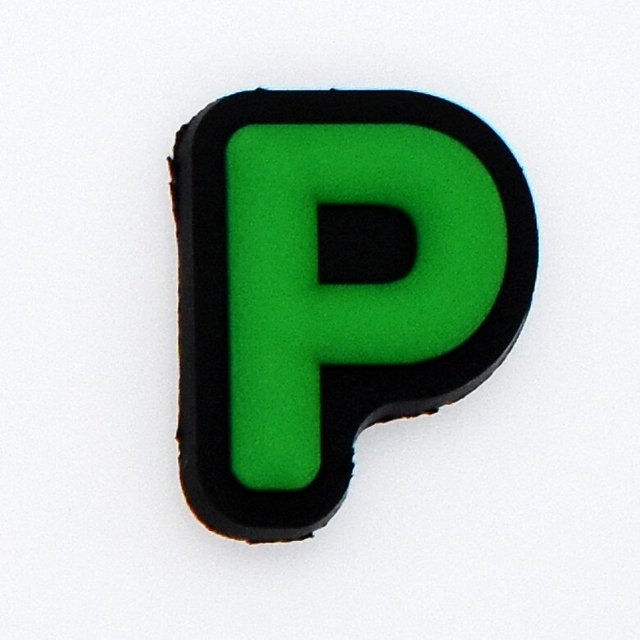 1 Uds. Amuletos de decoración de zapatos con letras a la moda, abalorios de cocodrilo de PVC, decoración para pulseras, pulseras, accesorios para zapatos jibz para niños y adultos, Italia Gao Jinjia LED