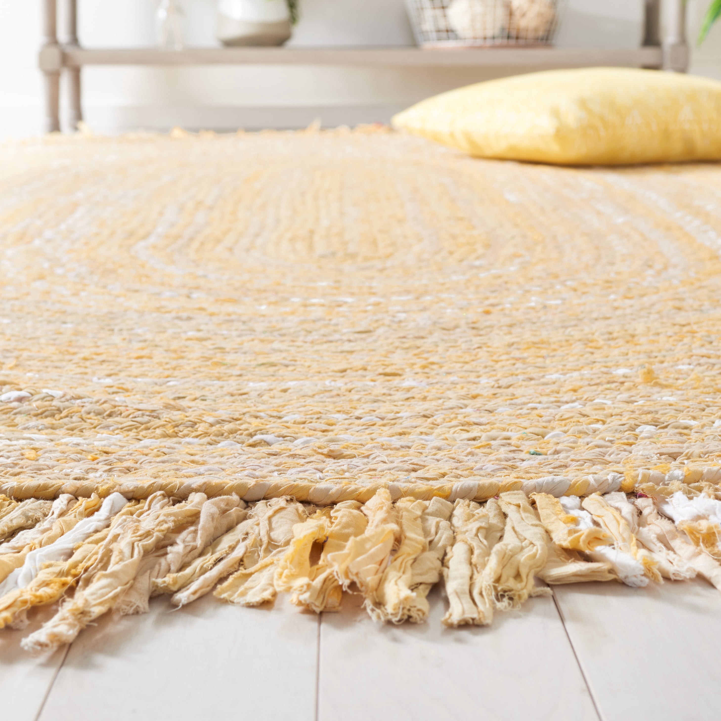 SAFAVIEH Braided Paisley Transitional Cotton Reversible Area Rug, Beige, 6' x 9' Oval