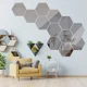 thumbnail image 4 of 48/6 piezas 3D pegatinas de pared de espejo hexagonales autoadhesivas acrílicas extraíbles para sala de estar dormitorio decoración del hogar DIY, 4 of 5