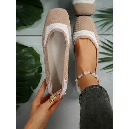 

Outdoor Fashion Breathable Knitted Women‘s Flat Shoes With Round Toe