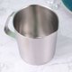 thumbnail image 4 of YUNXNK - Vaso medidor de líquidos de acero inoxidable para hornear, utensilios de cocina para uso diario en el hogar (700 ml, plateado), 4 of 8