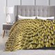 thumbnail image 5 of Manta de Minions, suave y acogedora manta de forro polar, regalo para niños, niñas y adultos, mantas de franela ligeras, cálidas y difusas para sofá, sillón, cama, sala de estar, 40 x 30 pulgadas, 5 of 8