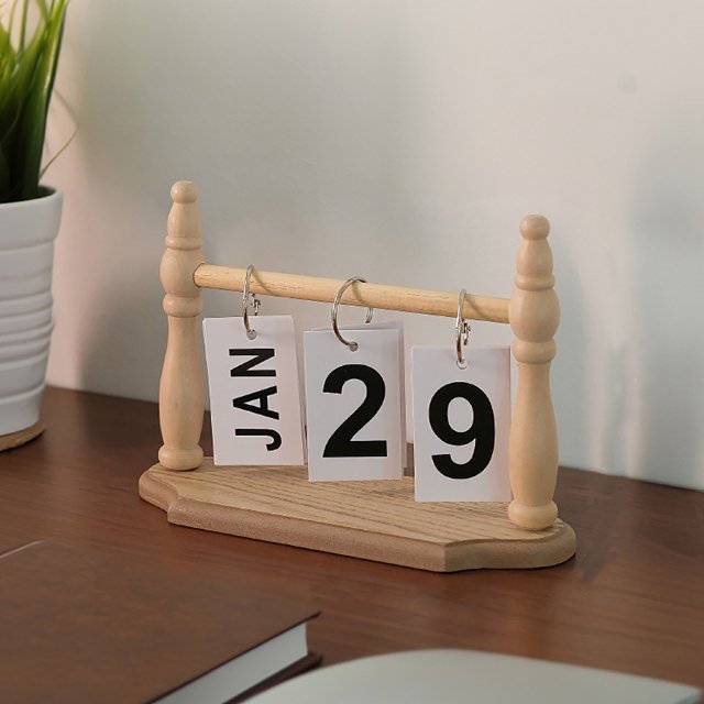 Calendario de Escritorio onlyliua promoción de temporada