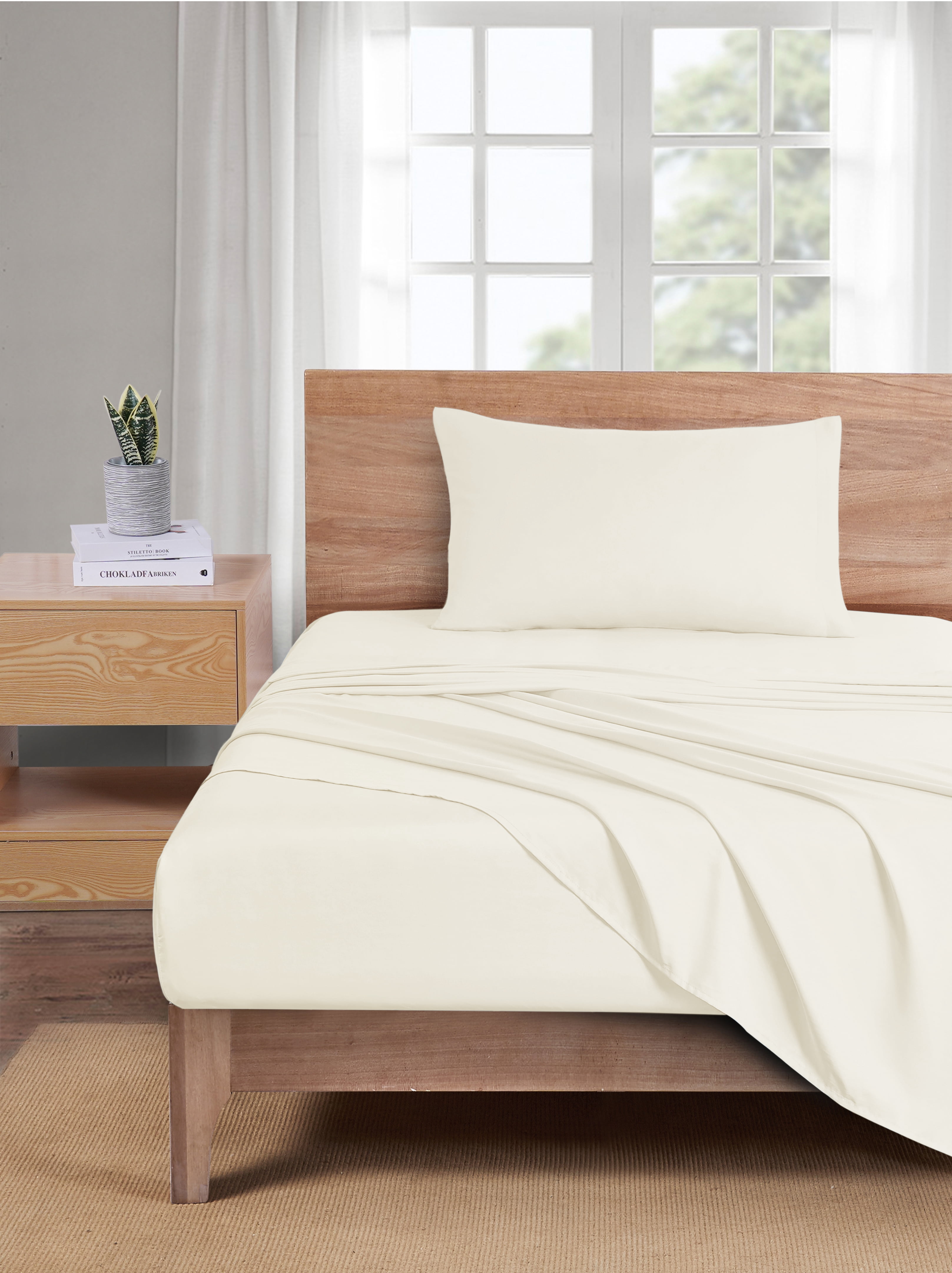 Mainstays Basic Value Microfiber Bed Sheet Set, Vanilla Dream, Twin-XL, 3 Piece