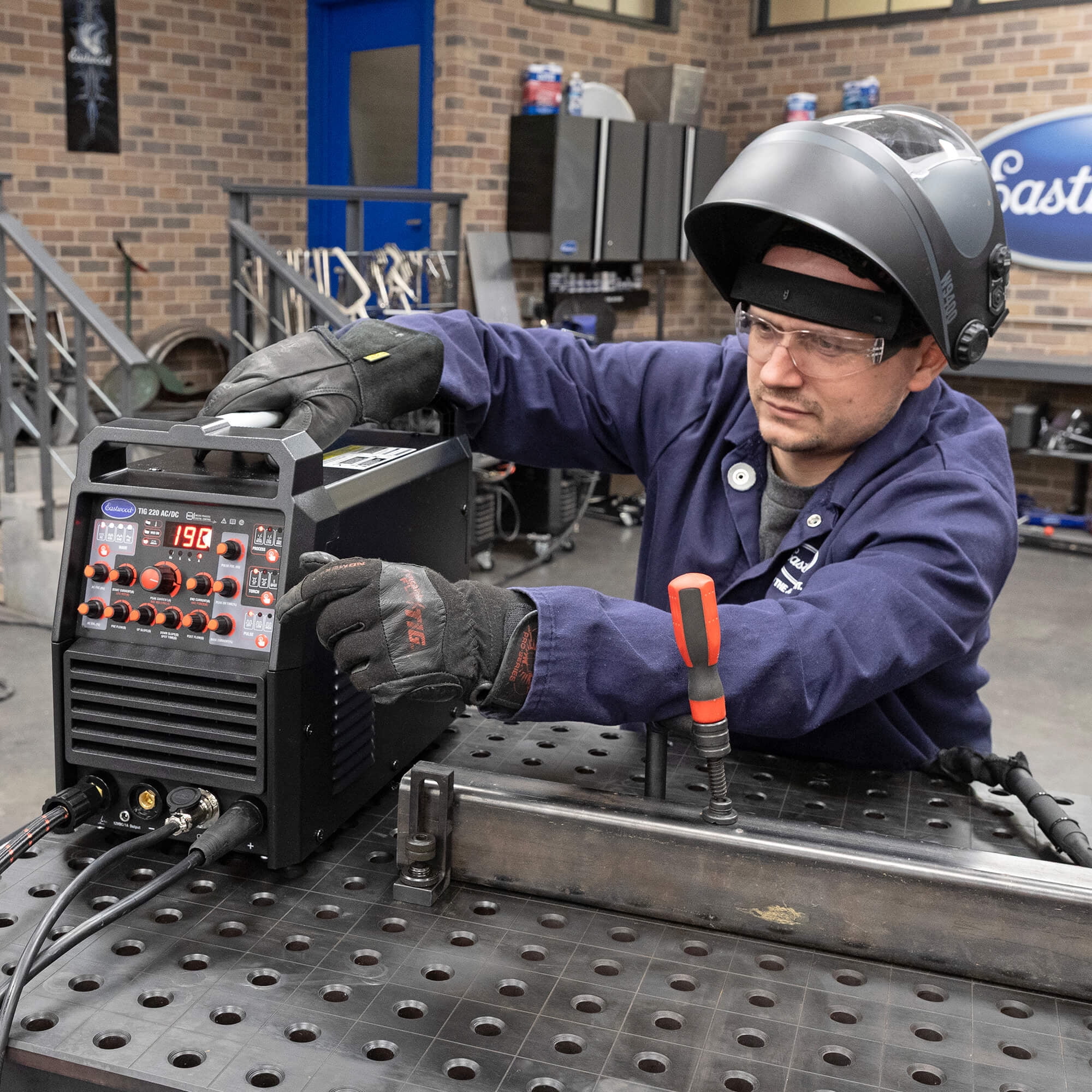 Eastwood W9400 Wide View MIG TIG Weld Welding Helmet