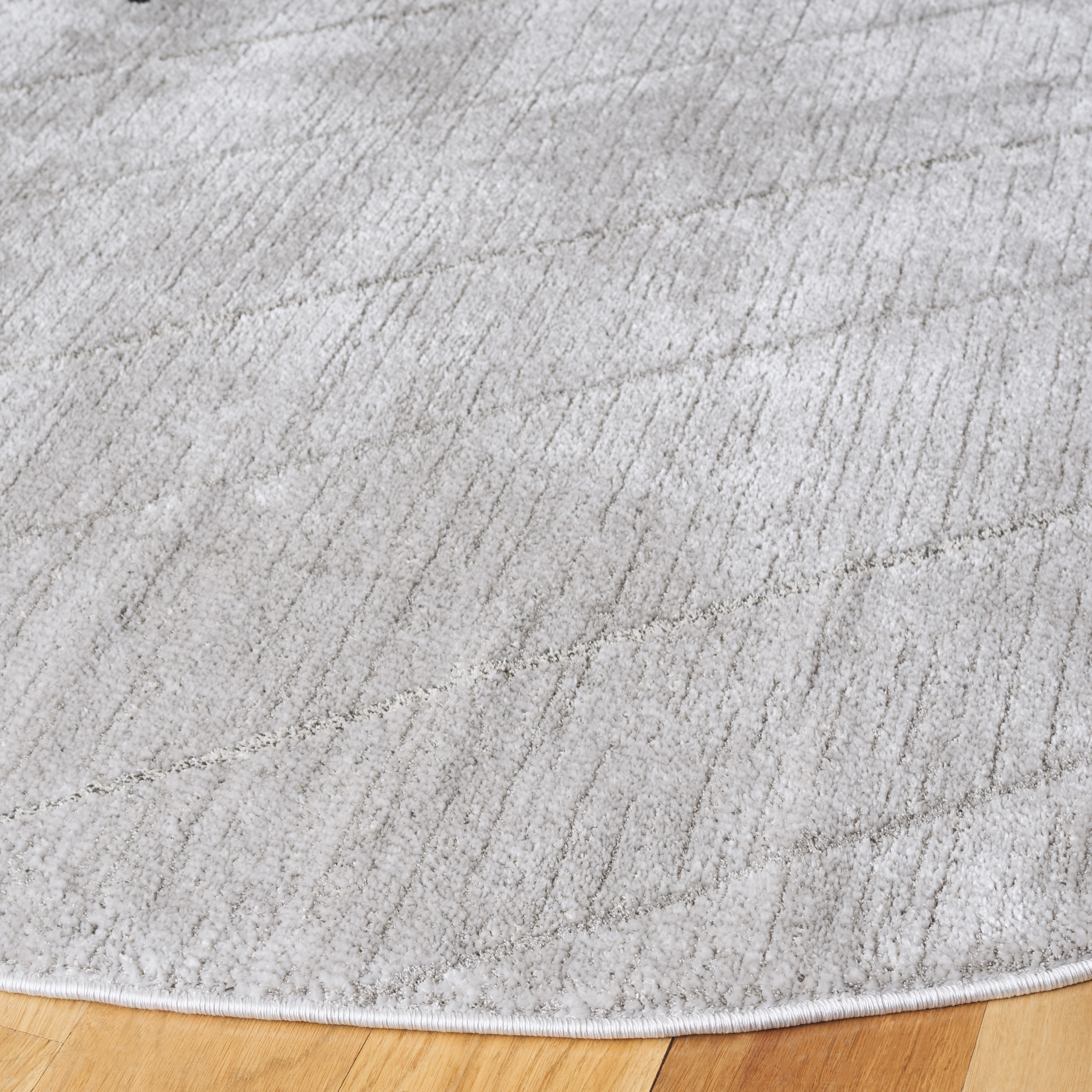 SAFAVIEH Neptune Jaxon Striped Area Rug, Light Gray/Gray, 6'7" x 6'7" Round