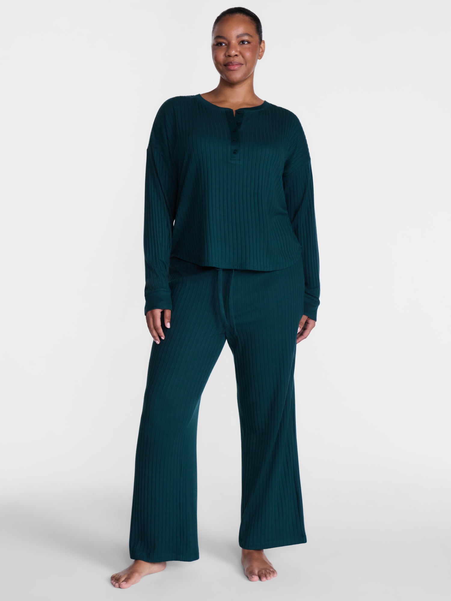 Joyspun Women's Cozy Lounge Collection Hacci Henley Top and Pants, 2-Piece Pajama Set, Sizes XS-3X