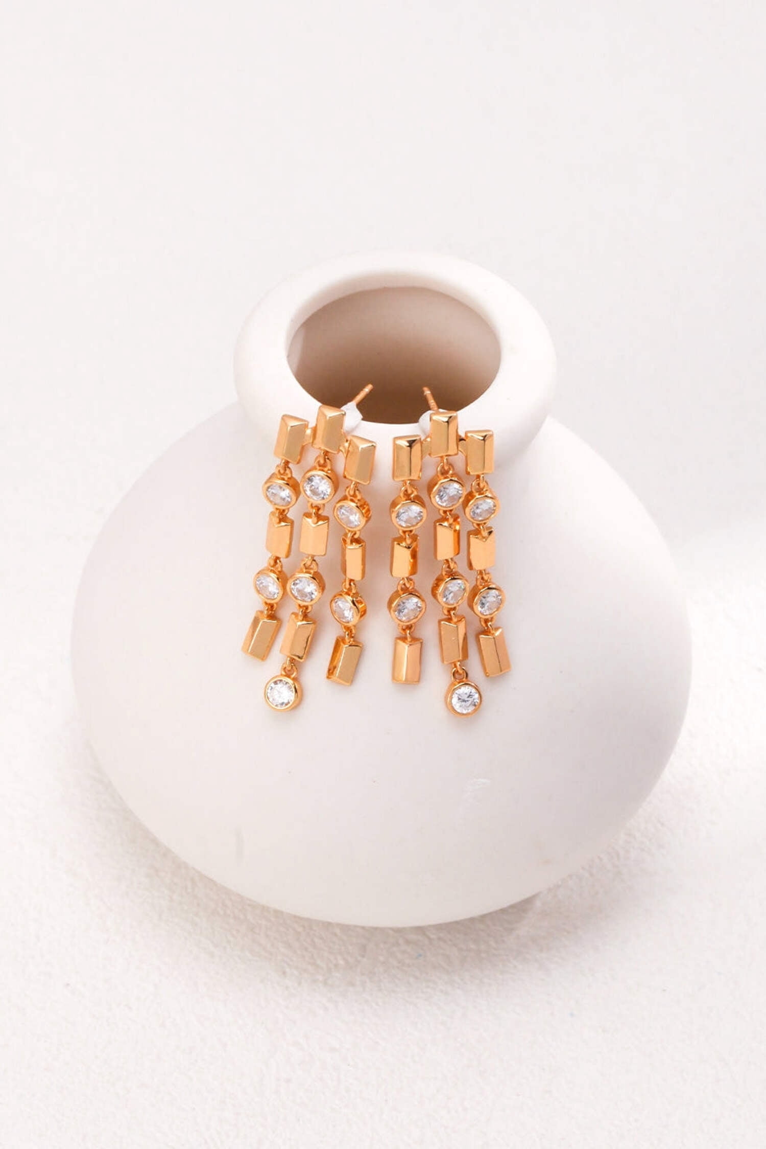 Glamorous Vintage Gold Zirconia Chandelier Earrings in 925 Silver