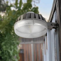 7000lm Super Bright Dusk To Dawn Barn Lights Fixture Outdoor, 58W Outside Security Lights, Auto On/OFF, 110-240V Electric Flood Light, 4000K Natural White, Die-Cast Aluminum, LED Area Lighting