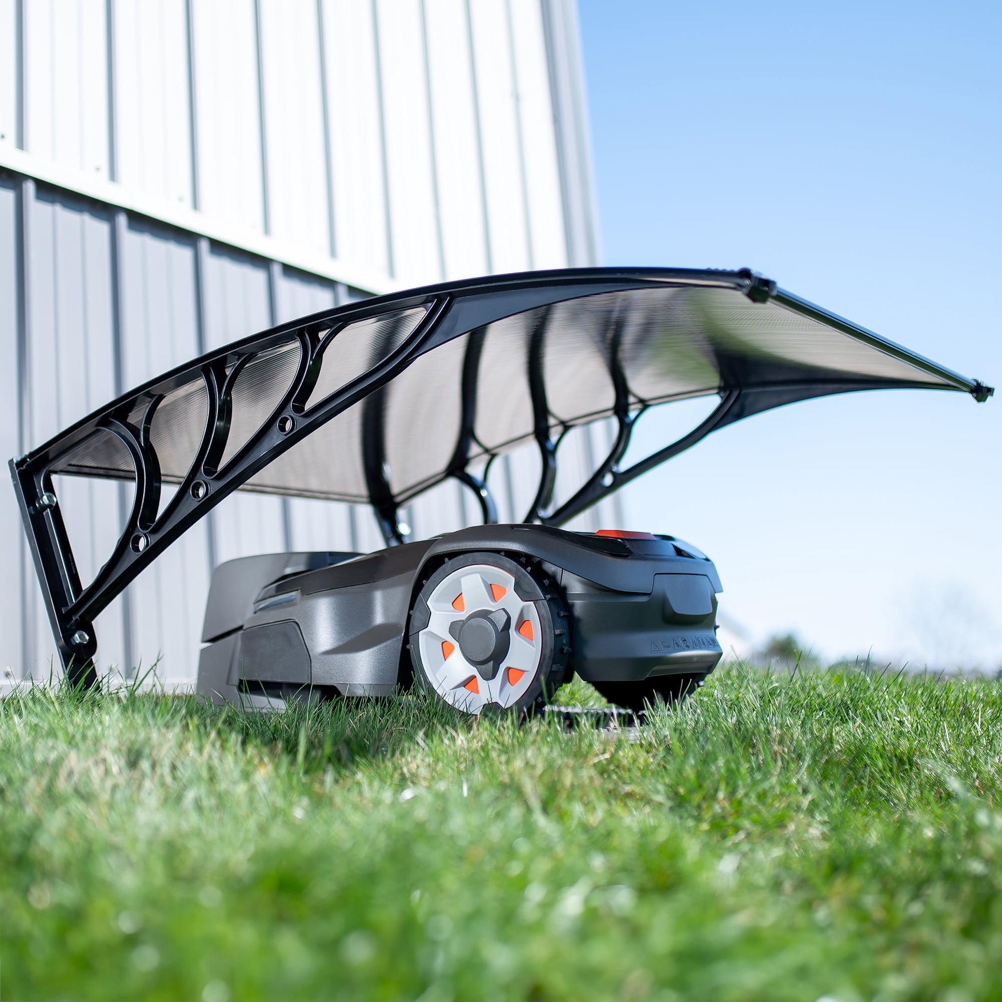 Life Finds Robotic Lawn Mower Shade