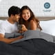 thumbnail image 4 of Edredón de Plumón Alternativo Reversible Bare Home Colección 1800 Tamaño King/Cal King Negro/Gris, 4 of 8