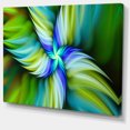 thumbnail image 2 of Étoile Verte Fractale Rotative - Impression sur Toile Florale, 2 of 4