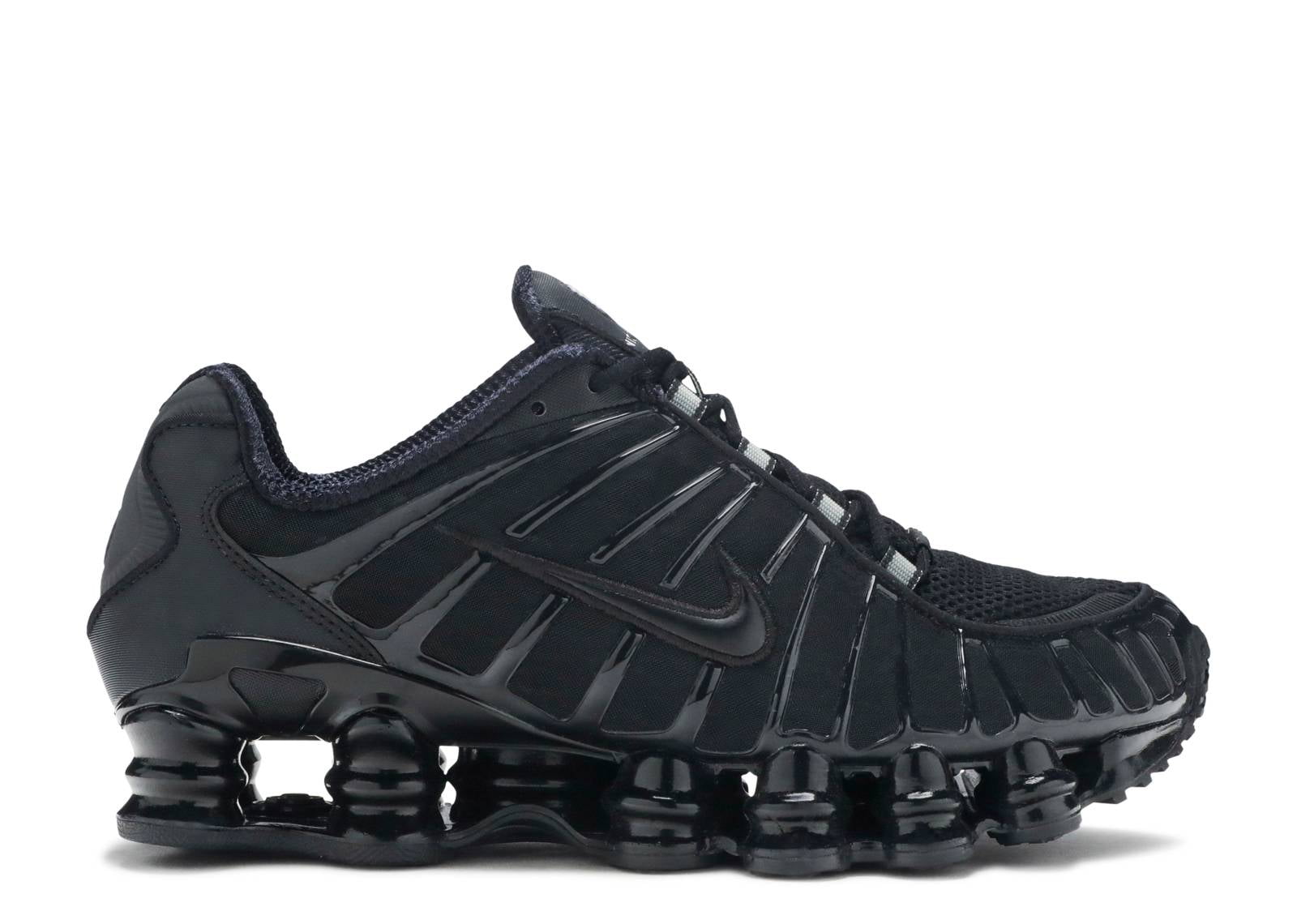 nike shox triple black