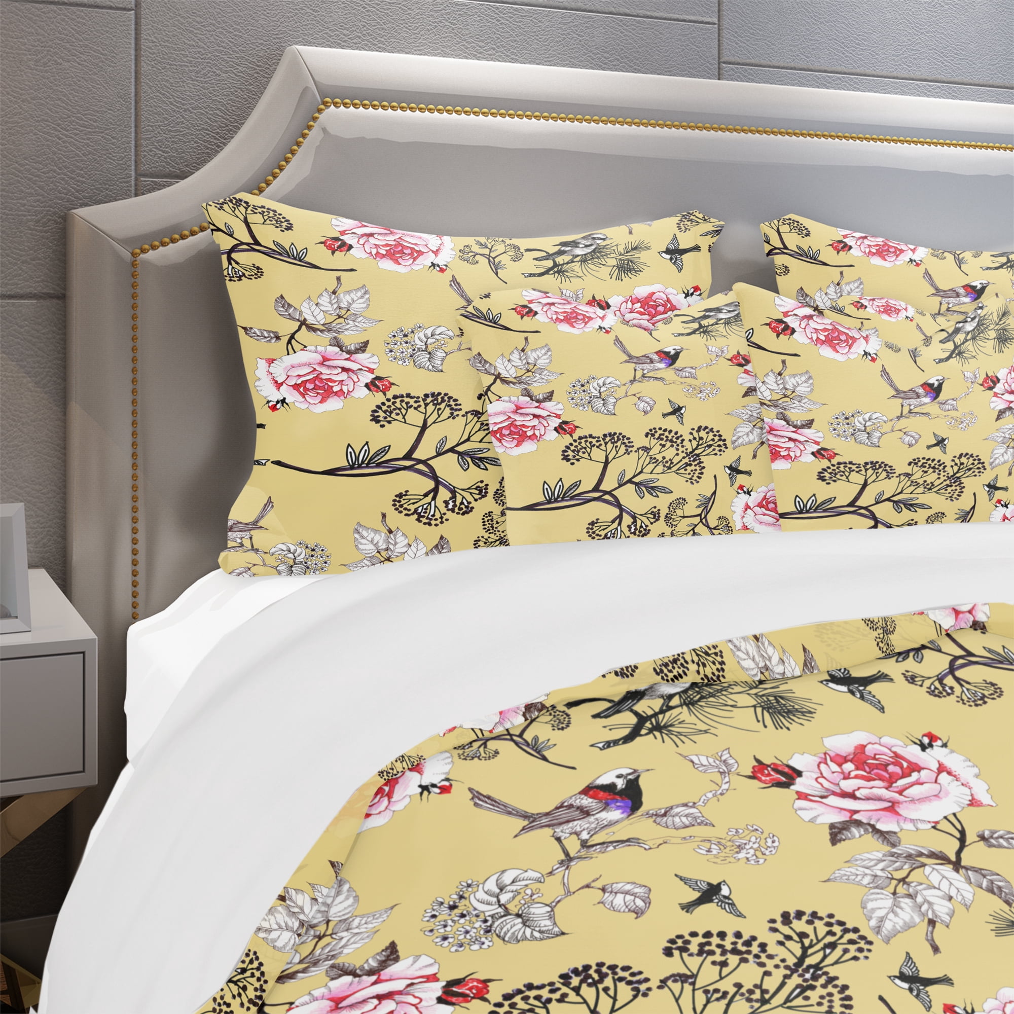 Designart 'Birds and Pink Roses Floral Pattern' Modern & Contemporary Duvet Cover Set
