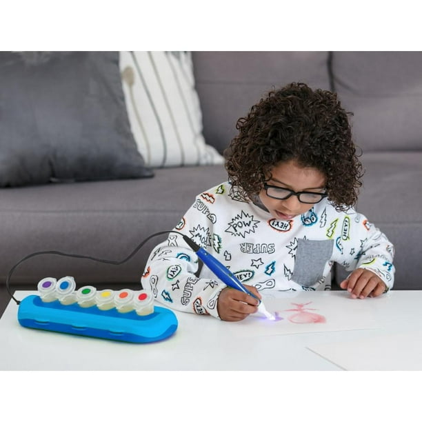 Crayola Color Wonder Magic Light Brush & Drawing Pad Art Kit