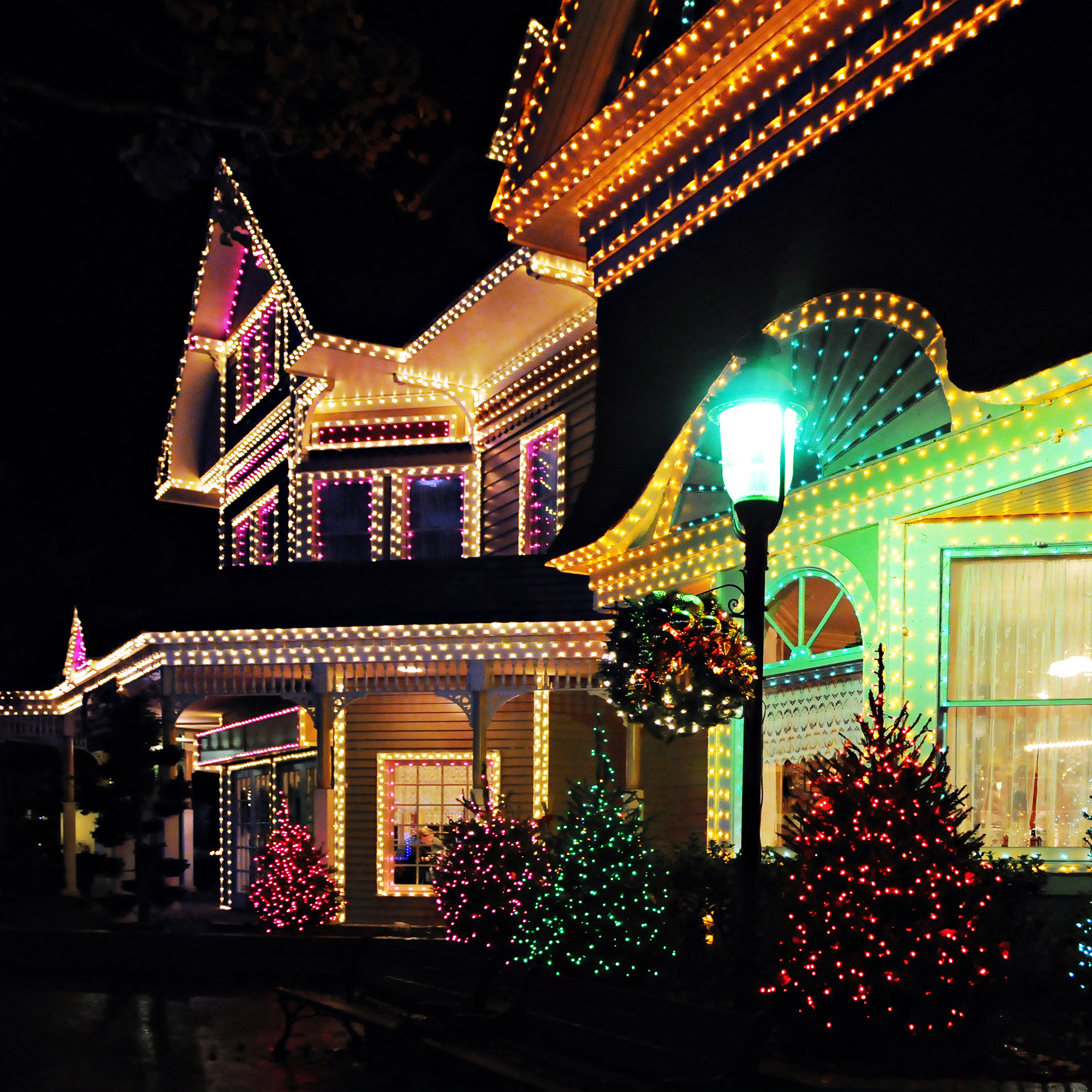 C7 and C9 Lights Transparent Christmas Shingle Tab Clips - 100ct
