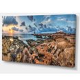 thumbnail image 2 of Blue Sky sur Côte Rocheuse Rugueuse, 2 of 3