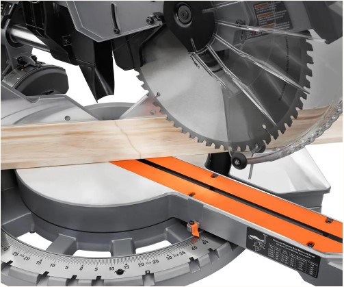Dual Bevel Sliding Miter Saw 