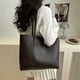thumbnail image 1 of Bolso informal de moda para mujer, bolso de hombro, bolso de mensajero, cartera, bolso de hombro de PU, 1 of 6