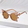 thumbnail image 4 of Gafas de sol Sunnimix Tonos de moda para mujer europea, 4 of 6