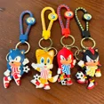 thumbnail image 5 of Llavero con forma de Sonic The Hedgehog, figura de dibujos animados de anime, muñeco de Tails Shadow, llavero con adorno, llavero con colgante para coche, regalos para niños, 5 of 5