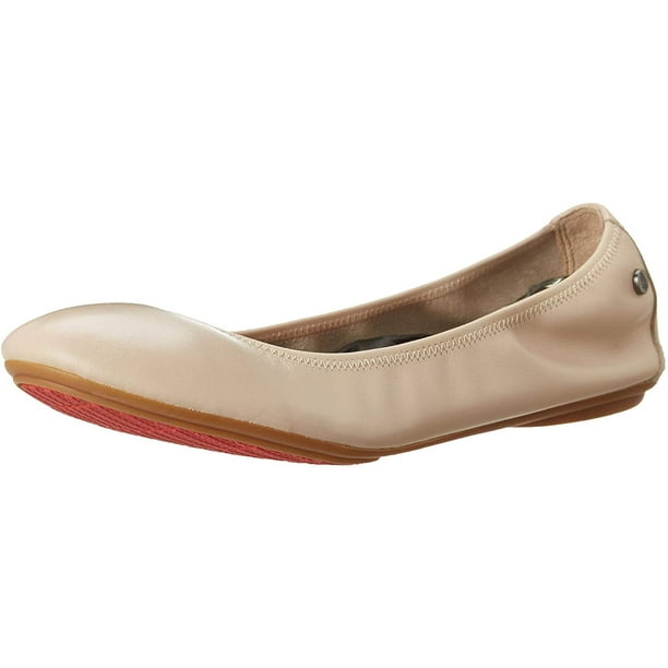 Flat hotsell hush puppies