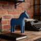 thumbnail image 4 of Estilo Moderno y Limpio: Crea Una Decoración de Caballo de Madera para El Hogar, Sala de Estar, Mueble de Tv, Mesa de Té., 4 of 6