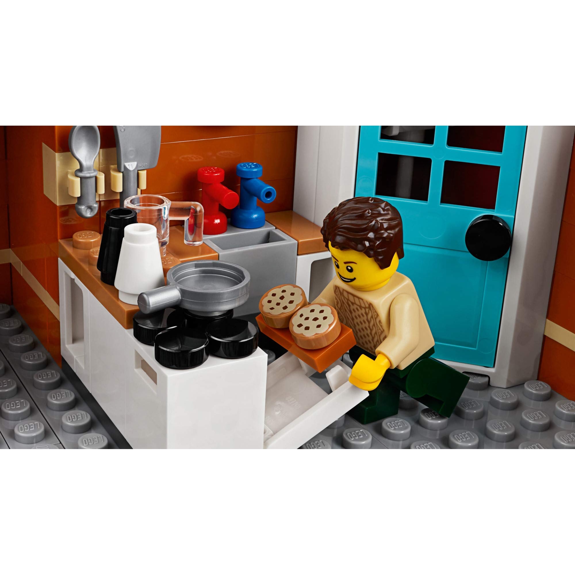 LEGO Creator Expert Corner Garage 10264 Building Kit 2569Piece Walmart