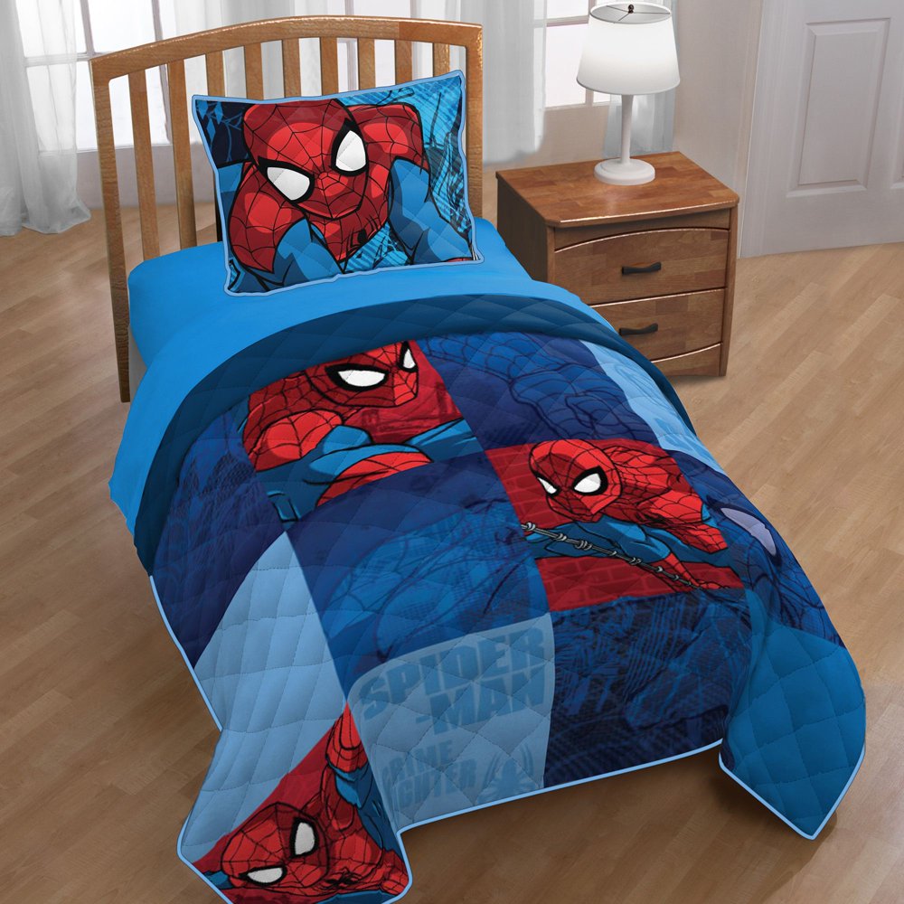 Marvel Spiderman Burst Twin/Full Quilt and Sham Set