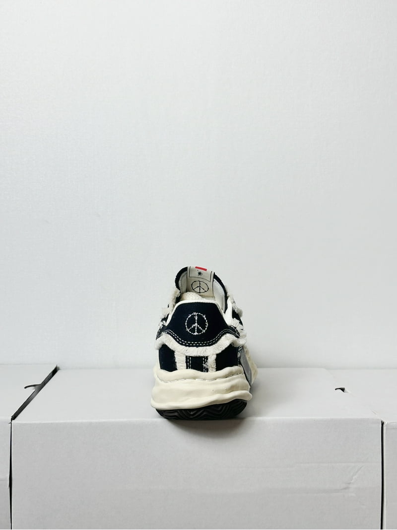 Maison MIHARA YASUHIRO xVESSEL x MMY Gum-rubber Sole Sneakers Maison MIHARA YASUHIRO xVESSEL x MMY Gum-rubber Sole Sneakers