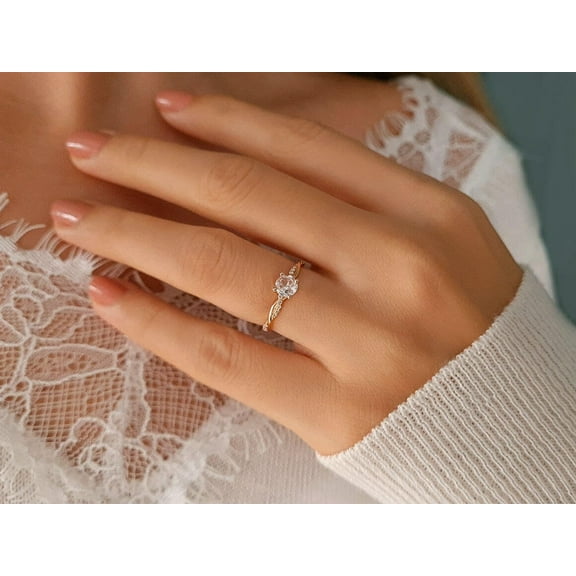 Hitanshu Jewels Round Cut Cubic Zirconia Twisted Wedding Band Women Ring 14K Rose Gold Finish