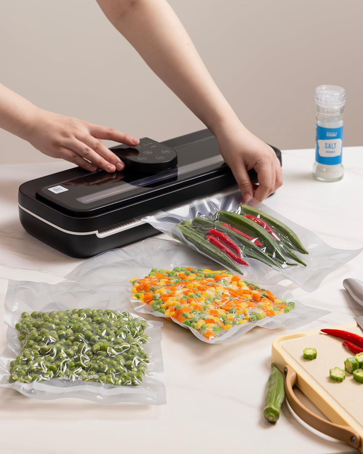 Vacuum Sealer Machine, 4 in 1, One Touch Easy to Use, Moist and Dry with External Vacuum Option
