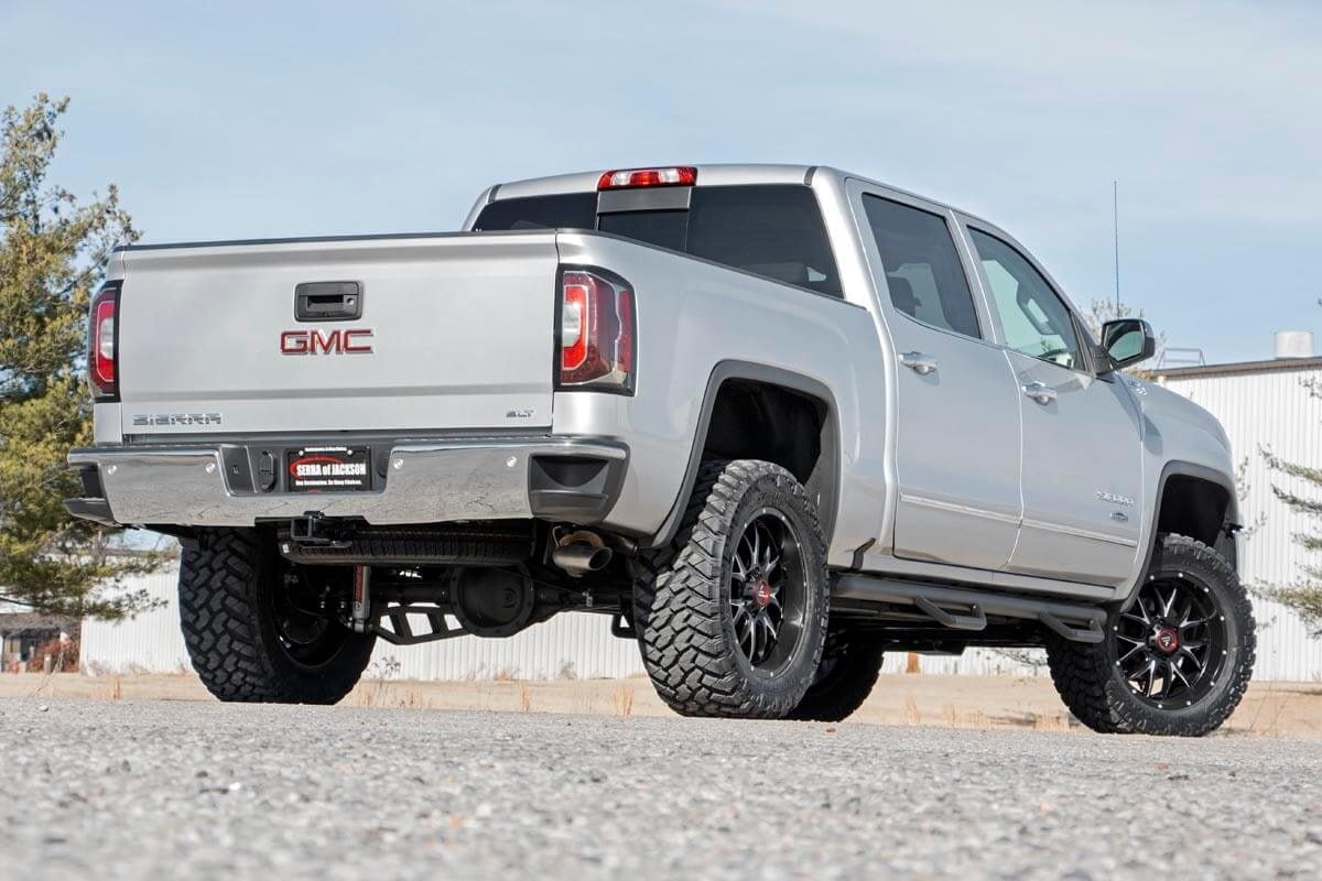Rough Country 3.5" Lift Kit w/N3 Shocks for 14-18 Chevy/GMC 1500 - 12130 Fits select: 2014-2018 CHEVROLET SILVERADO, 2014-2018 GMC SIERRA