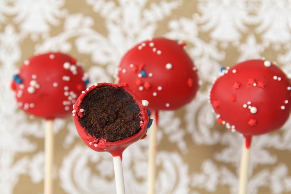 Chocolate Cake Pops Cake Sweets Dessert Red Inch By 30 Inch Laminated Poster With Bright Colors And Vivid Imagery Fits Perfectly In Many Attractive Frames Walmart Com Walmart Com