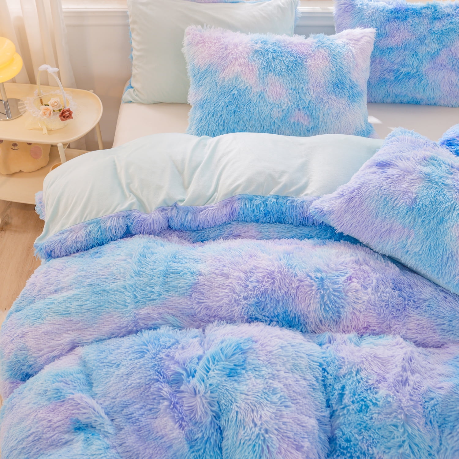 URBONUR Blue Rainbow Girls Comforter Set Twin Plush Shaggy Bedding Set Fluffy Comforter Faux Fur Fuzzy Bedding Set for Girls Ultra Soft Cozy Bed Sets(1 Fluffy Comforter + 2 Pillowcases)