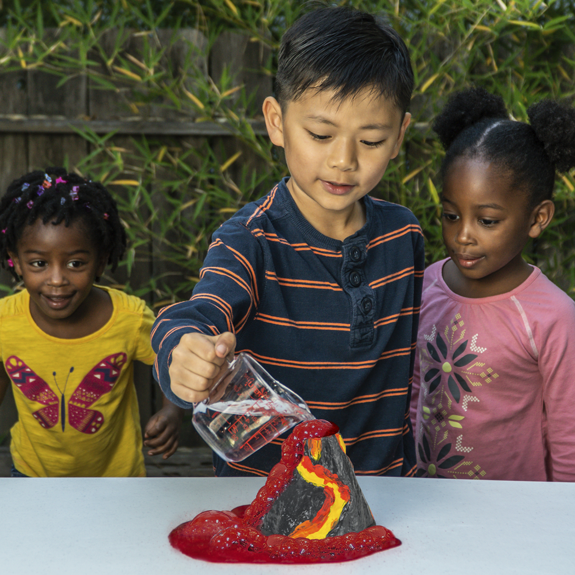 National Geographic Earth Science Activity Kit with STEM Experiments for Children 8 Years and up - image 3 of 6