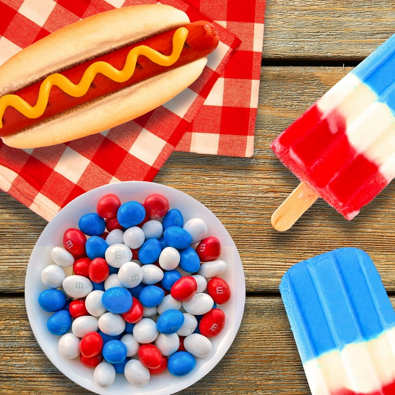 M&M's Peanut Chocolate Red, White & Blue Candy, Party Size - 38 oz