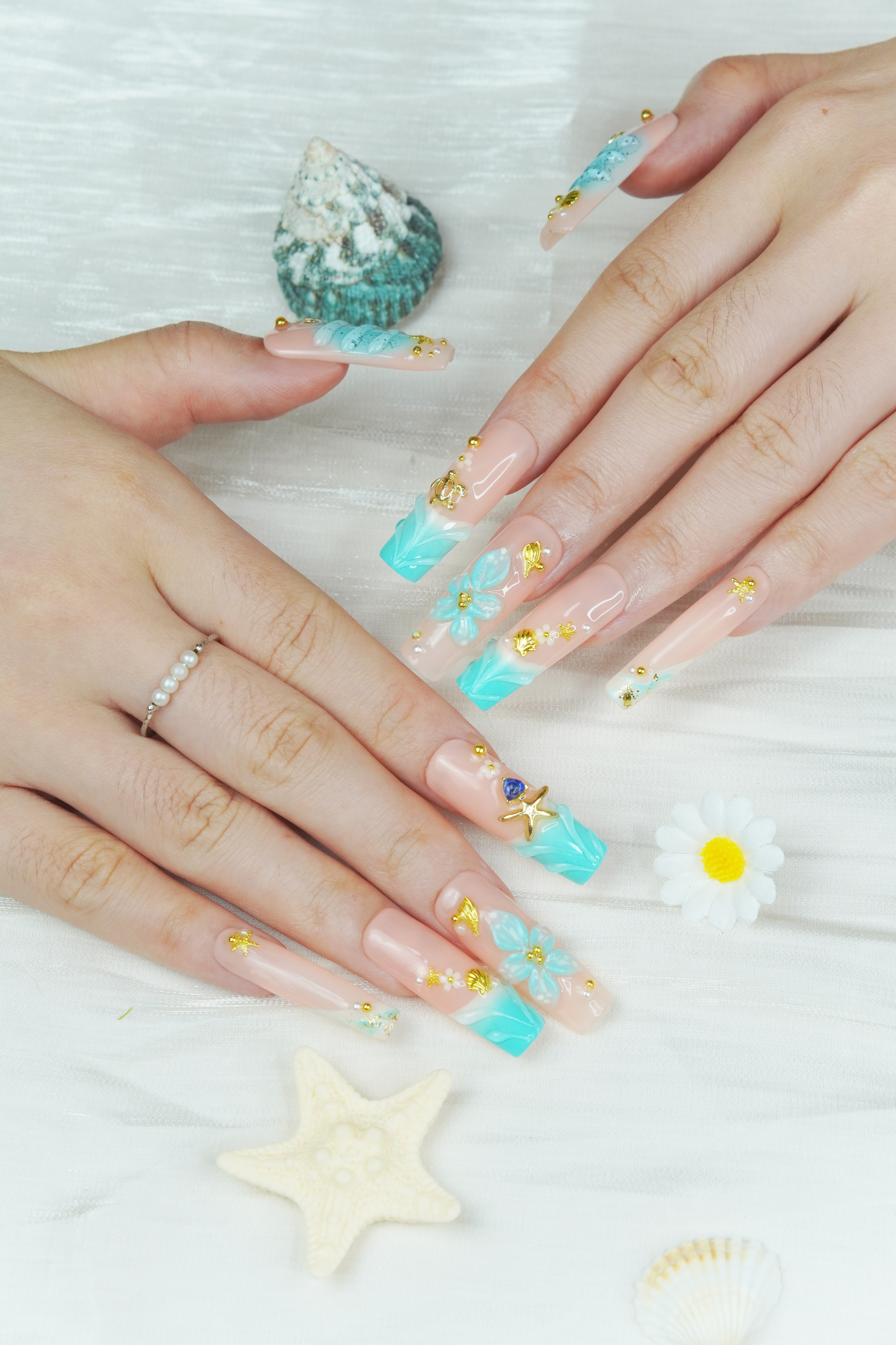 Nail Fairy Seafoam Green 3D Press-On Nails – Tropical Mermaid-Inspired Summer Set of 10 with Free Tool Kit