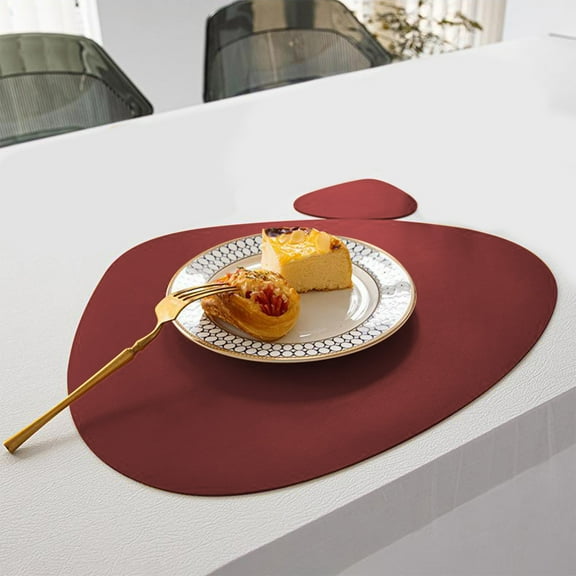 Faux Leather Placemats and Coasters Set, Round Leather for Dinner Table Mats Heat Resistant Non-Slip Washable Insulation Coffee Mats Kitchen Place Mats Nordic Style (1 Placemats 1 Coasters)