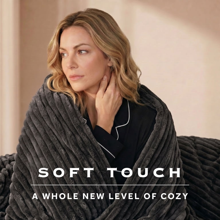 Sunbeam Heated Channeled Faux Fur Throw Blanket, Gray photo 7
