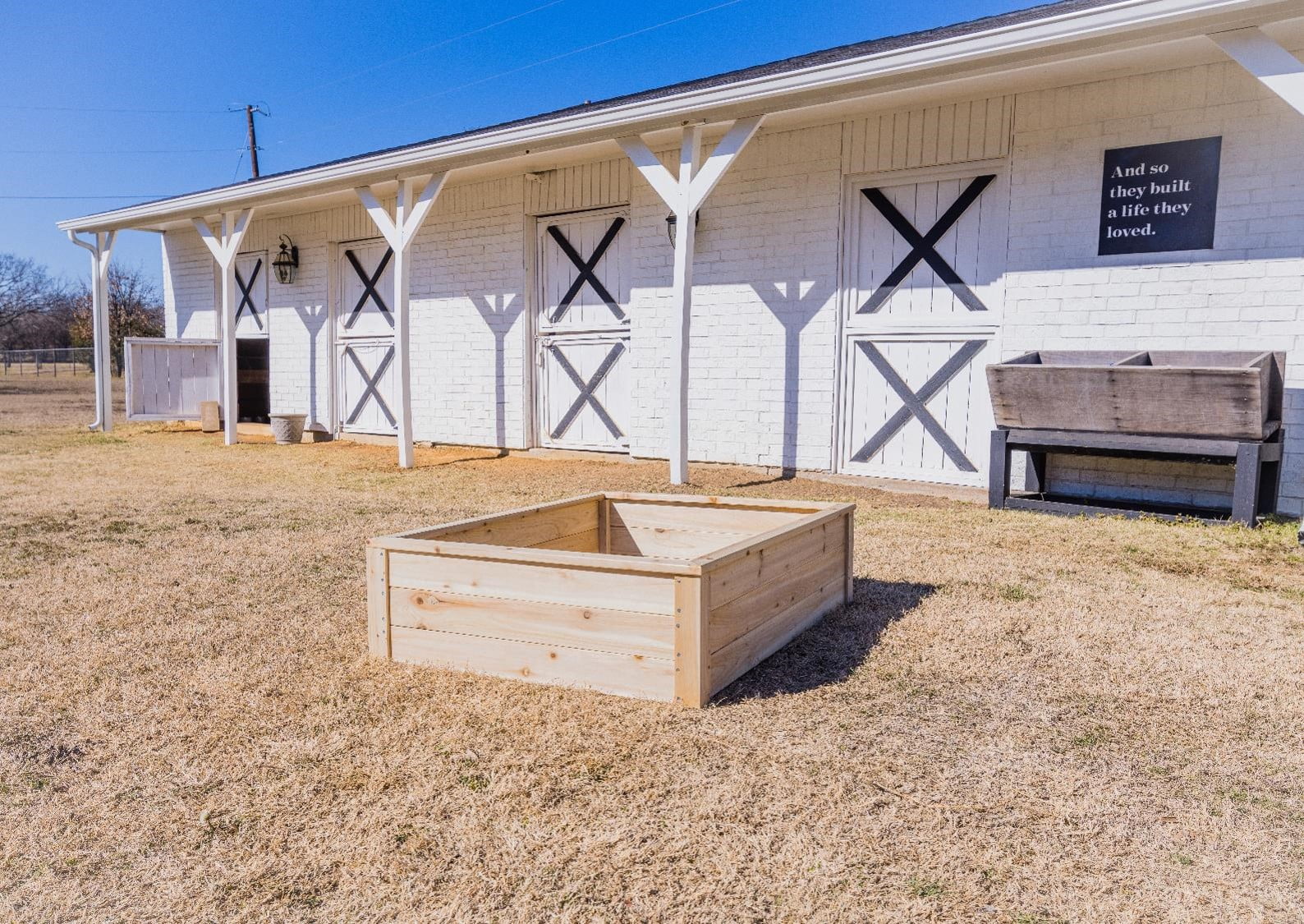 Zylina Superior Raised Wood Planter Garden Bed Box or Backyard - Natural 46"(L) x 35"(W) x 12"(H)