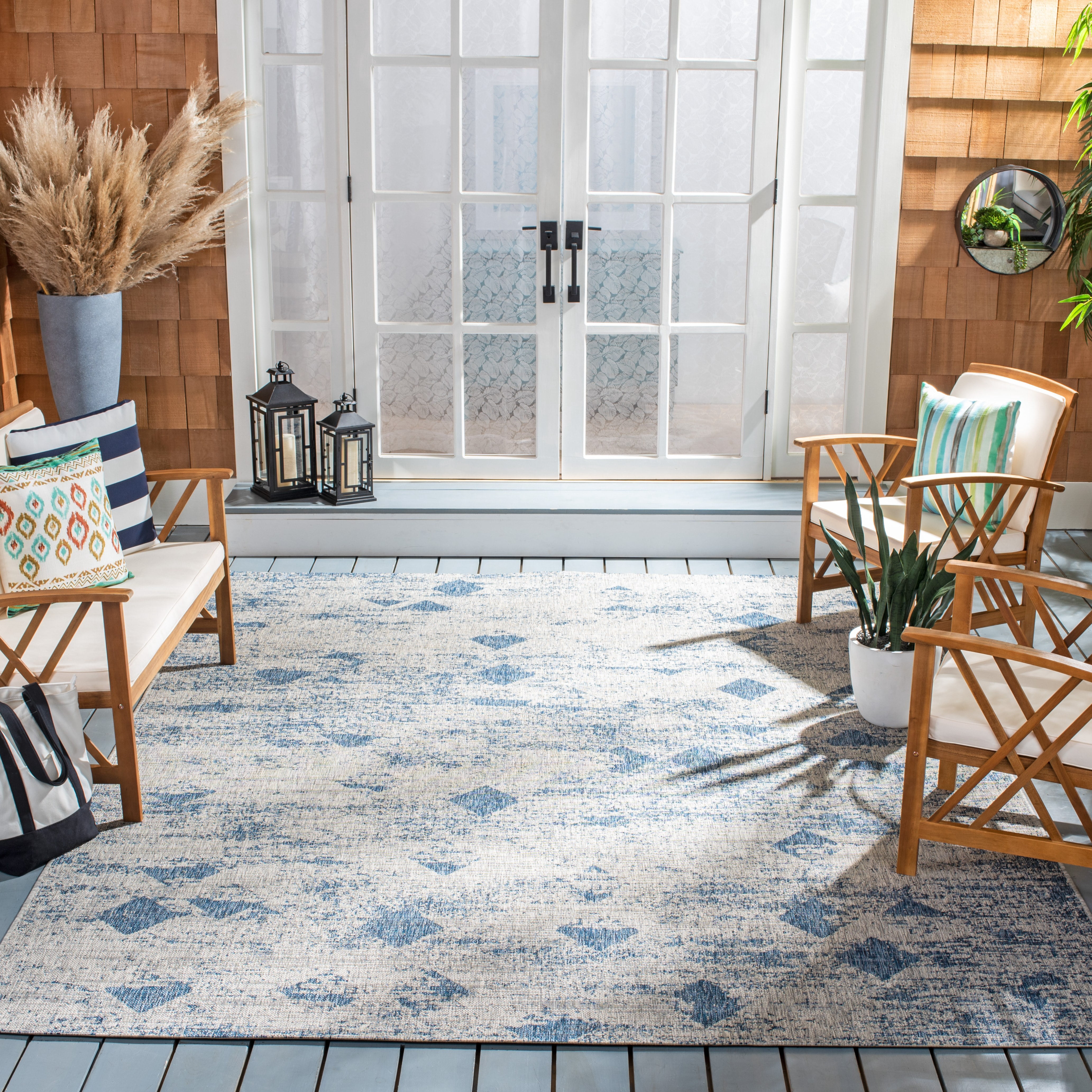 SAFAVIEH Courtyard Constance Abstract Indoor/Outdoor Area Rug, Grey/Navy, 6'7" x 6'7" Square