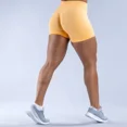 thumbnail image 2 of Una pieza de tres cintura plisada de tiro bajo fitness sin costuras pantalones cortos de tres partes pantalones cortos de yoga pantalones cortos de gimnasio legg deportivo de fitness para mujer, 2 of 6