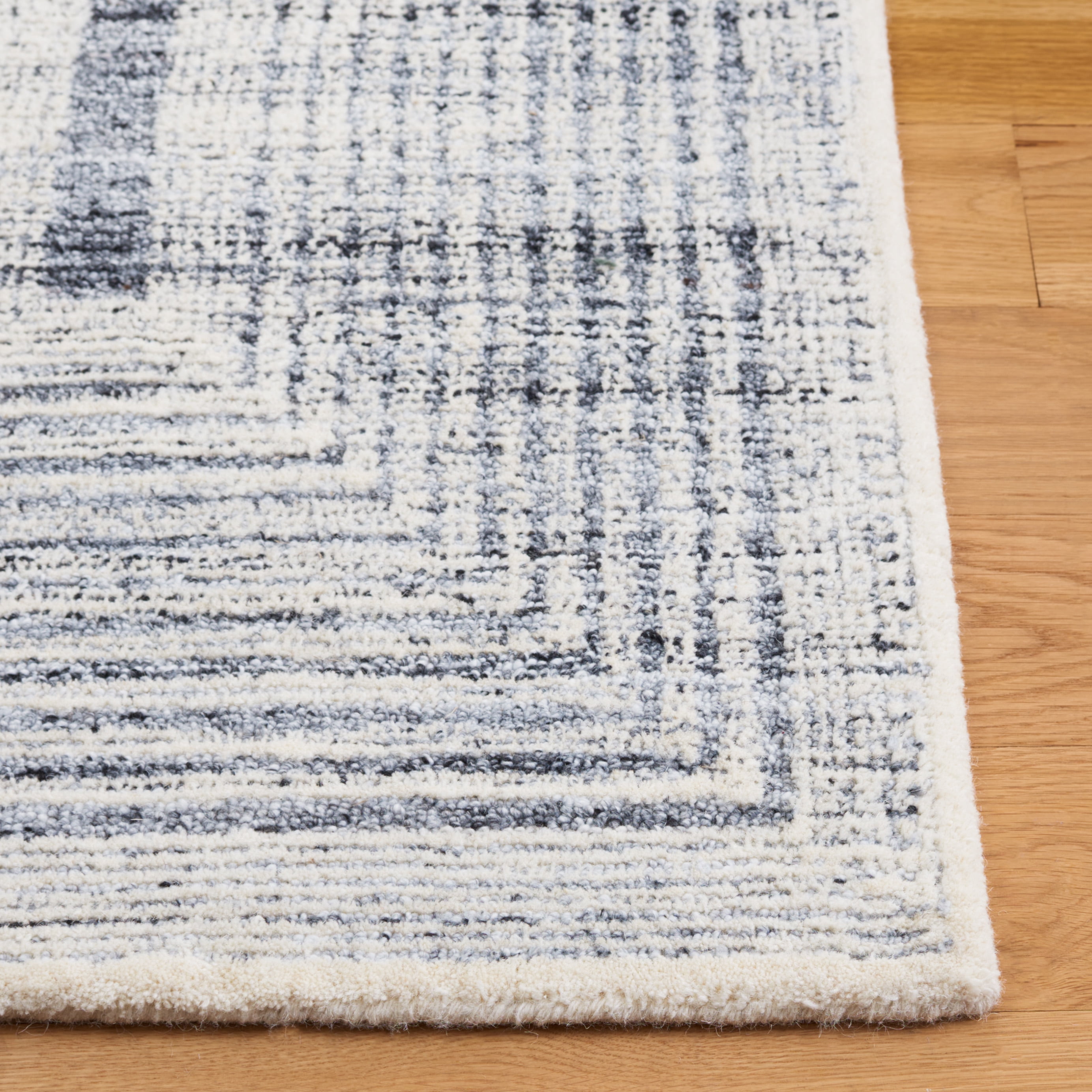 SAFAVIEH Metro Bayon Bordered Area Rug, Light Grey/Ivory, 8' x 10'