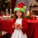 thumbnail image 4 of Sombrero de Papá Noel de Navidad con luces de corda | Tejido de flocos de dos capas | Tocado festivo rojo verde | Ala de Pelo Suave | Decoración cálida de invierno | 1 Pack | 12,6x17,7 pulgadas, 4 of 6