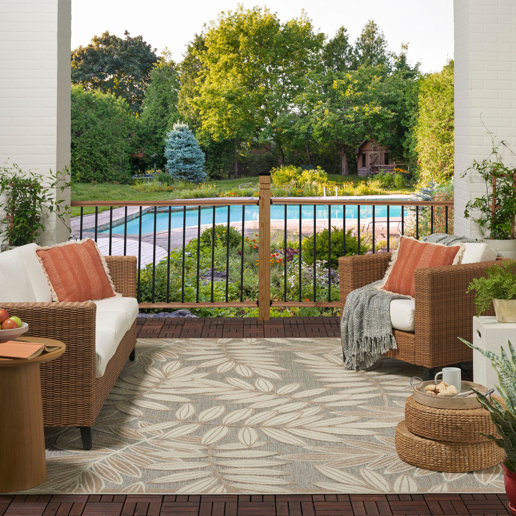 Nourison Aloha 7'x10' Indoor/Outdoor Area Rug photo 6